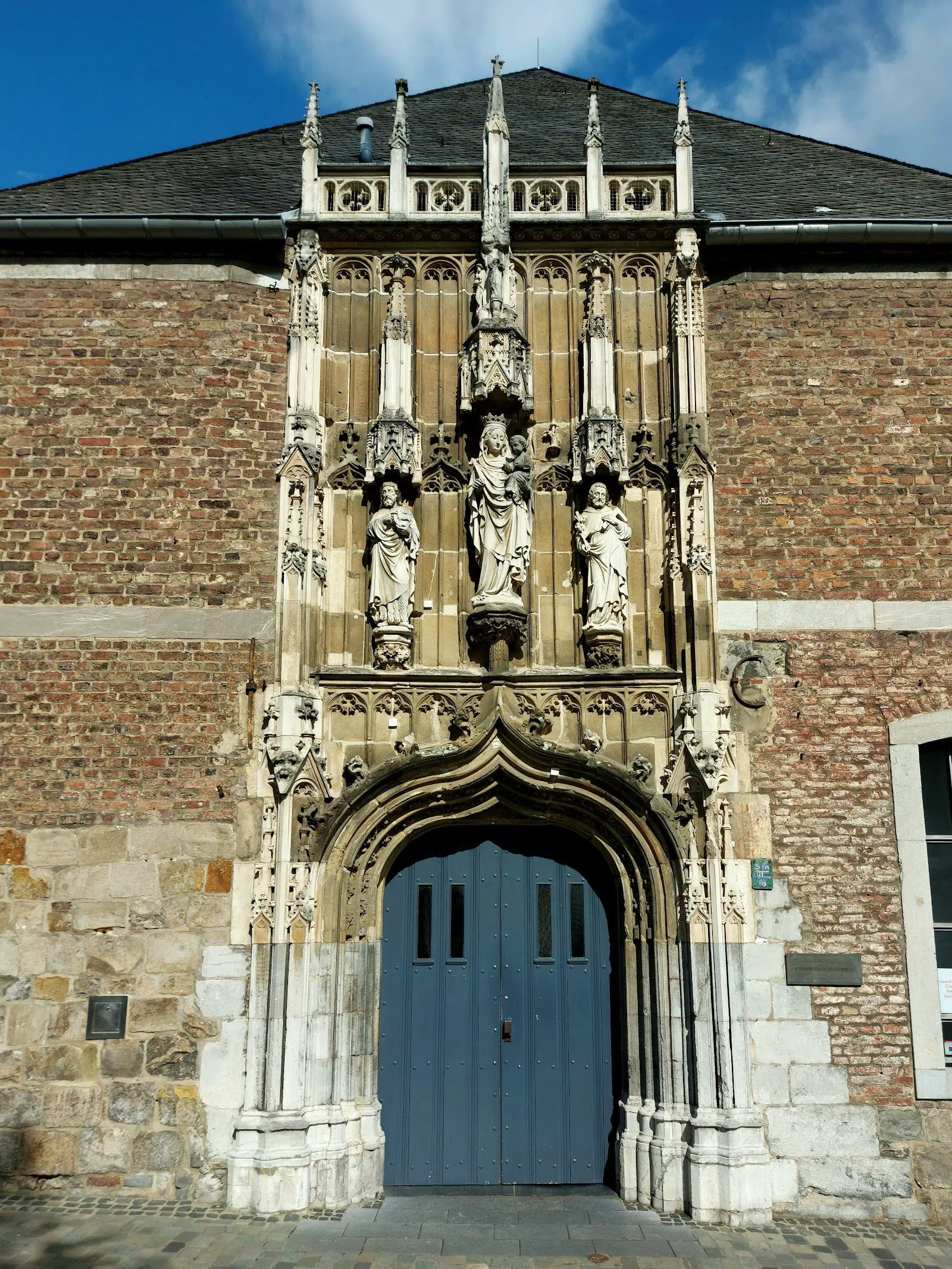 Aachen Cathedral and the Cathedral Treasury, Cologne
