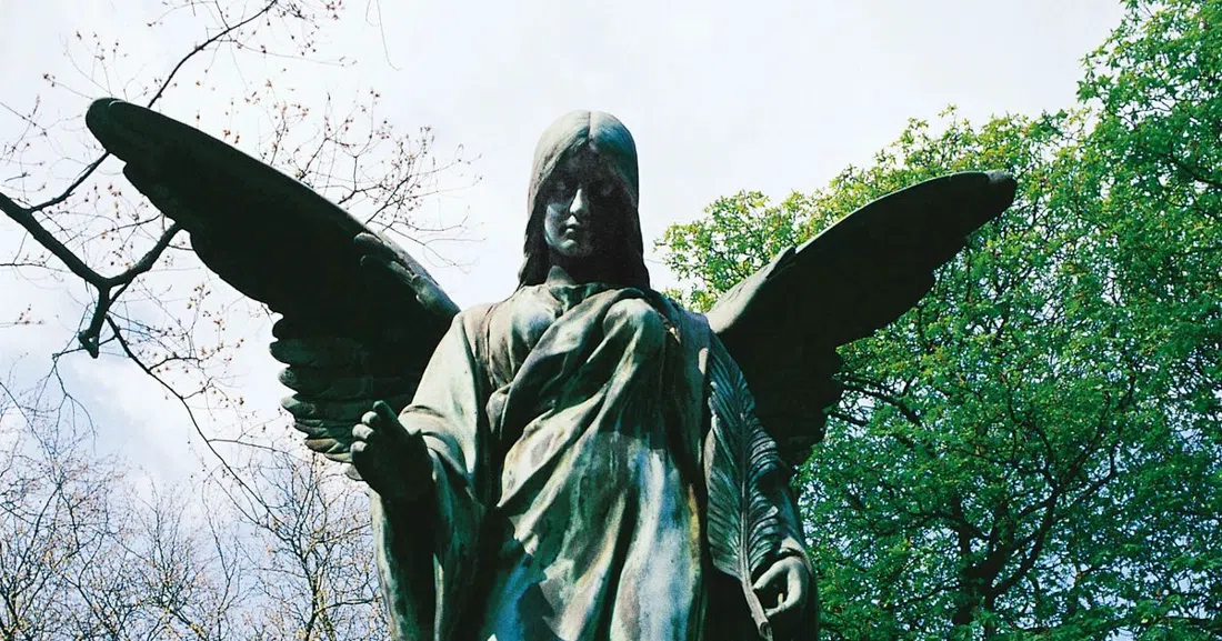 KölnTourismus guided tour 'Friedhof Melaten — vom Leprosenhaus zur Millionenallee', Colonia