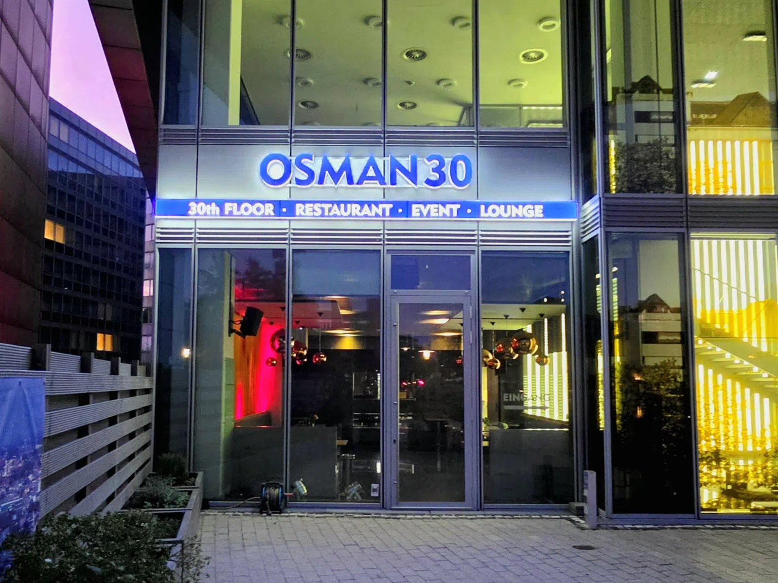 Osman 30, Cologne