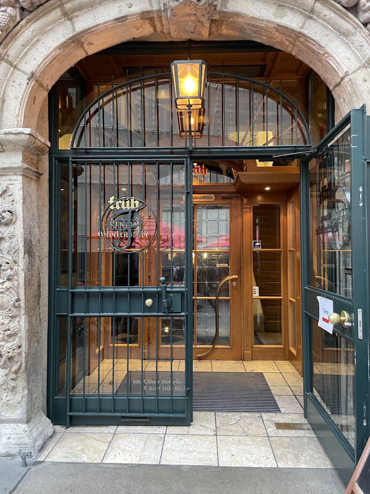 Brauhaus Früh am Dom, Cologne