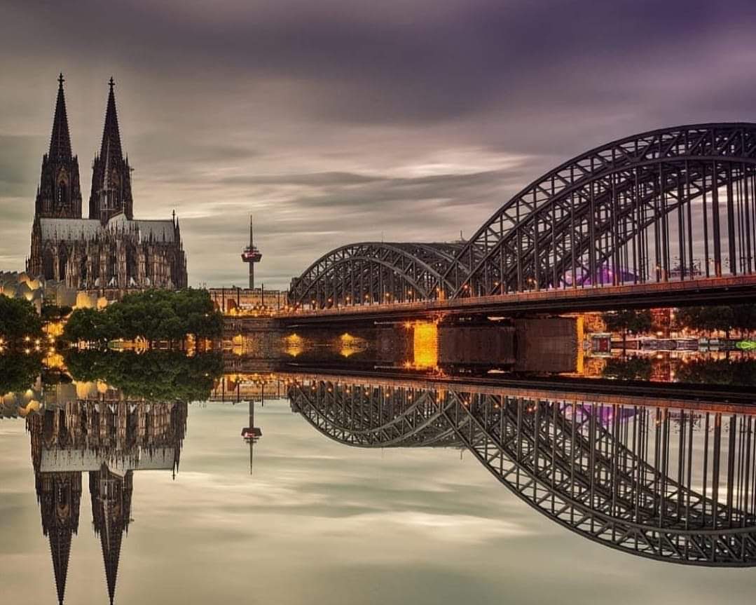 Hohenzollern Bridge — photo 4