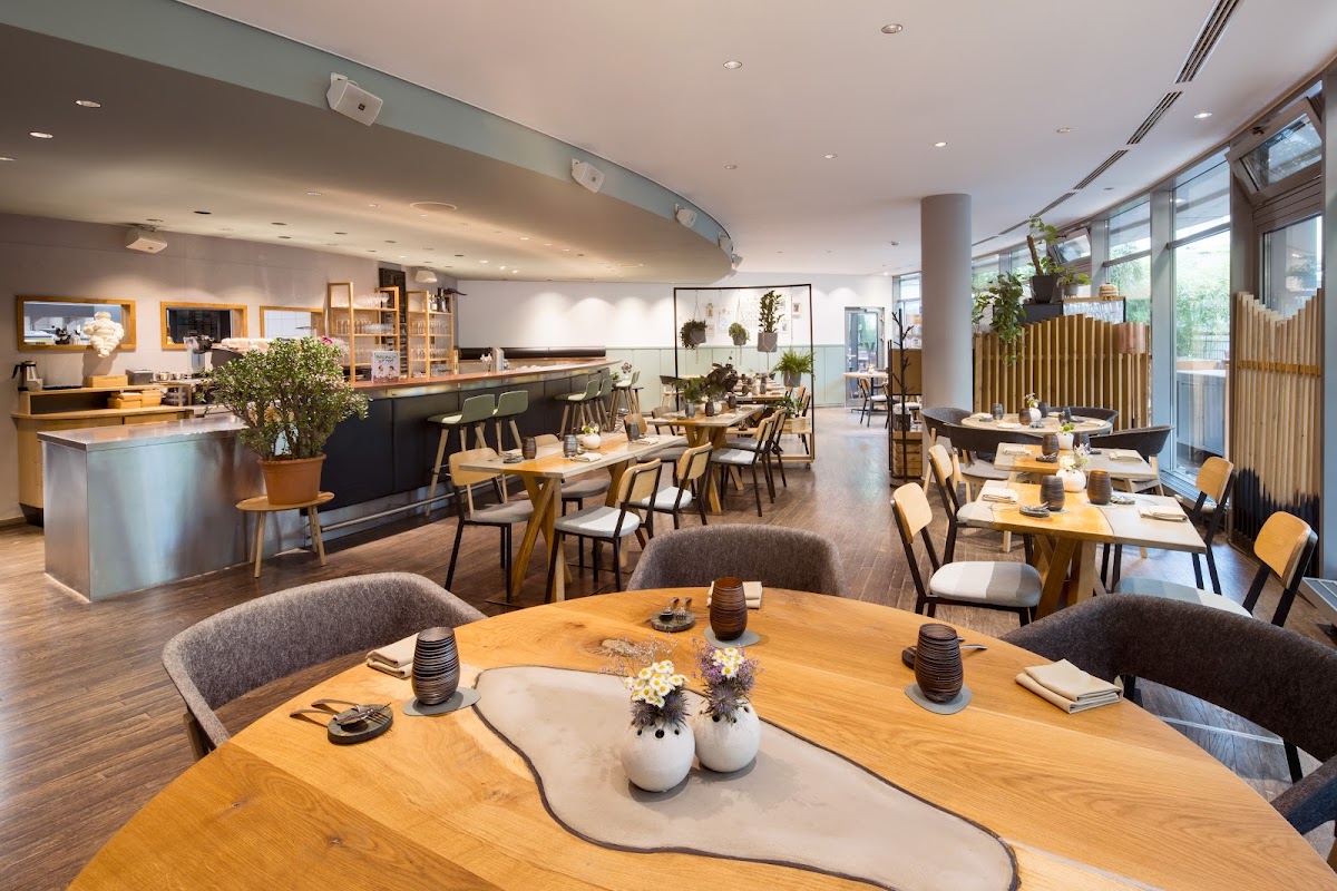 NeoBiota, Cologne