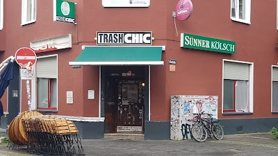Trash Chic