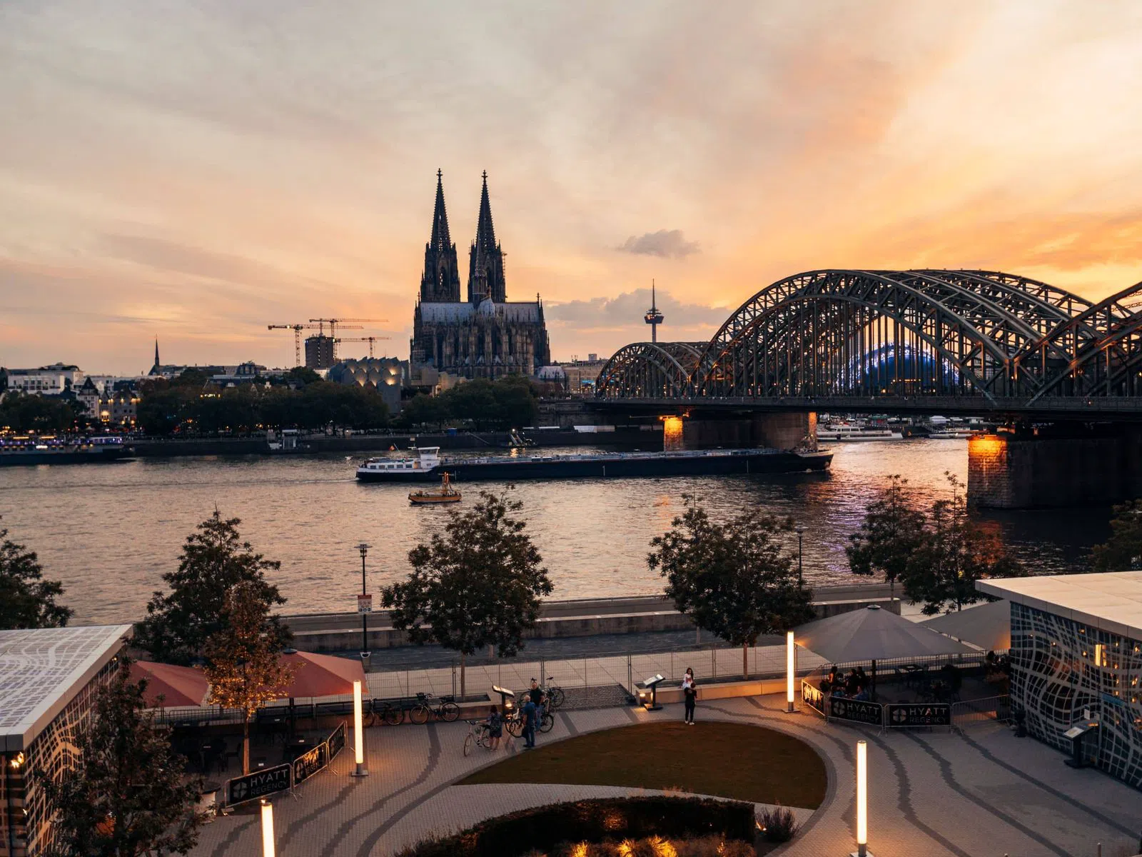 Hyatt Regency Cologne – Schalsick Bar, Köln